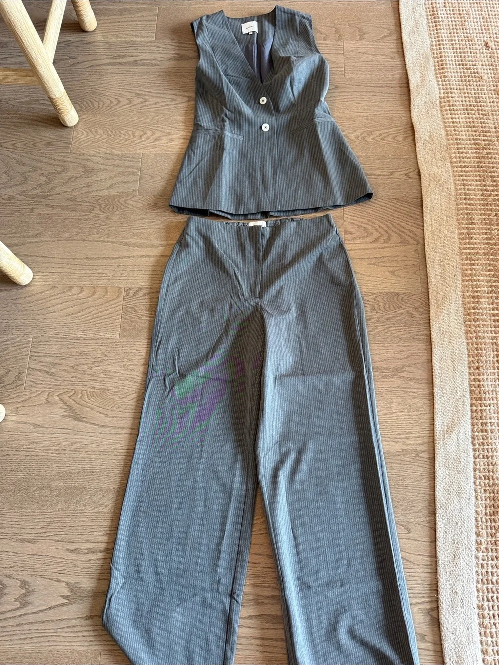 Reformation Saylor 2 Piece Pants And Top Set - Picture 2 of 4